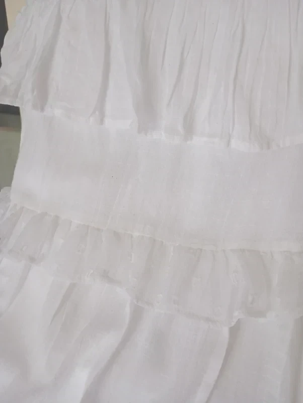 Lote 🍃Nuevo Vestido blanco "coquette" volantes -Talla Xs- Nuevo + pendientes – photo 4